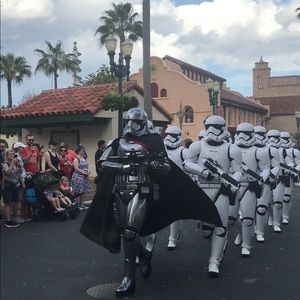 Meet your Posher, Emily